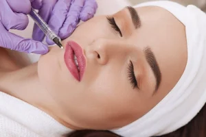 تزریق فیلر در کلینیک شارین
